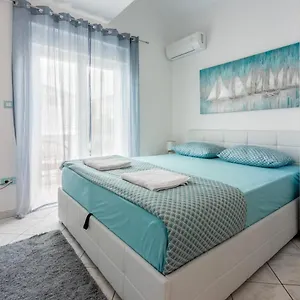 Tena Apartment Selce
